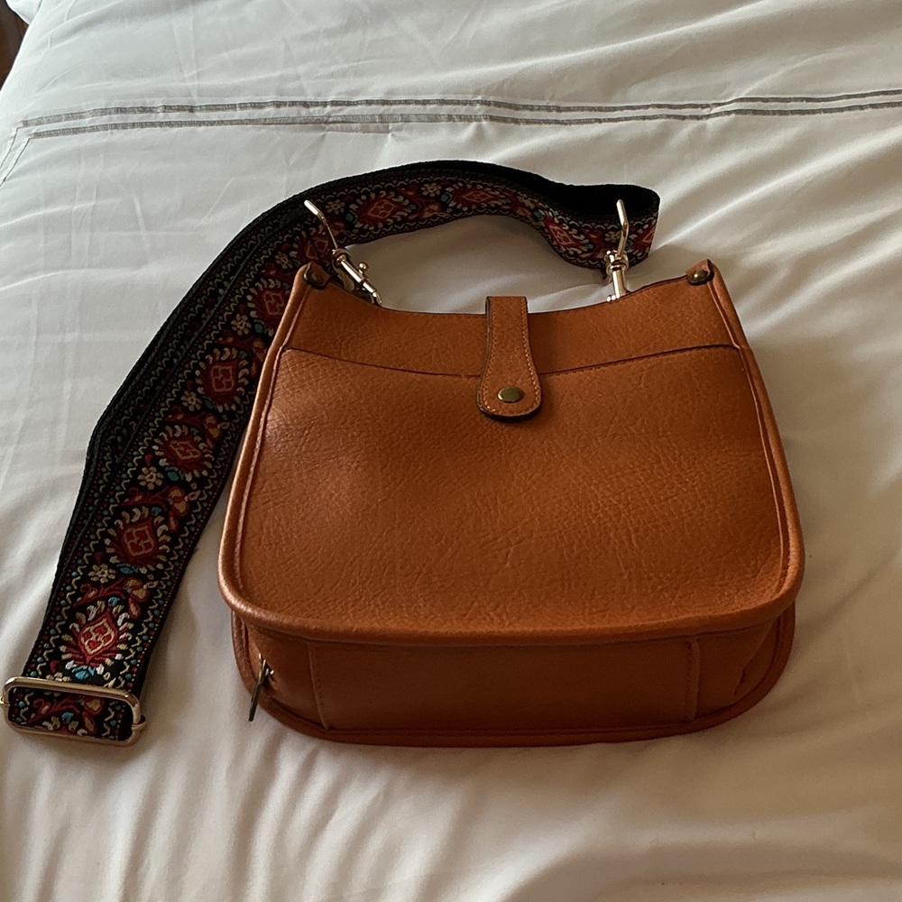 Elegant Tan Conceal carry Shoulder Bag with Decorative Strap